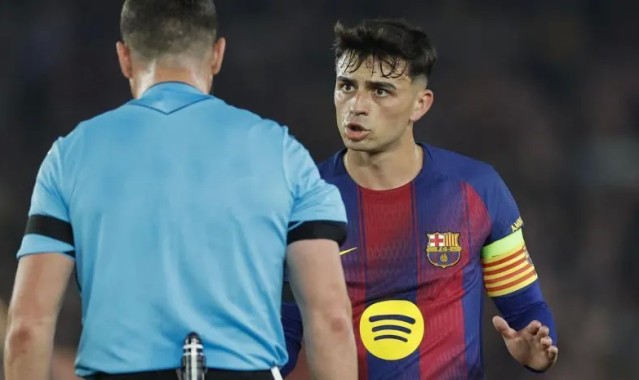 世体：佩德里将接受检查&amp;amp;出战西班牙人存疑，德容有望复出